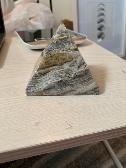 Bumblebee Jasper Pyramid 389g