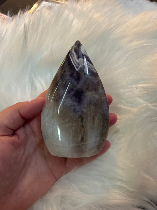 Chevron amethyst "feather amethyst" flame