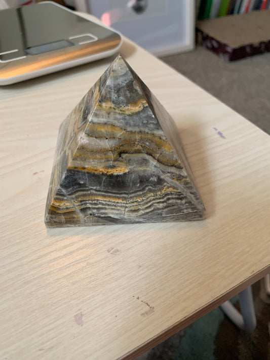 Bumblebee Jasper Pyramid 389g